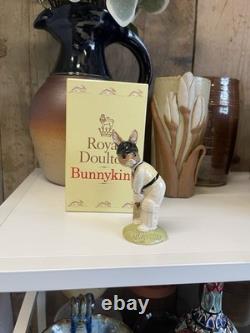 Royal Doulton Batsman Bunnykins Figurine DB144 1994 Limited Edition