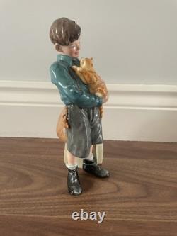 Royal Doulton Bone China Limited Edition Welcome Home figurine