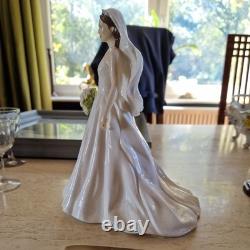 Royal Doulton Catherine Royal Wedding Figurine HN 5559 Limited Edition 2011