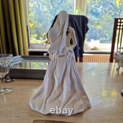 Royal Doulton Catherine Royal Wedding Figurine HN 5559 Limited Edition 2011