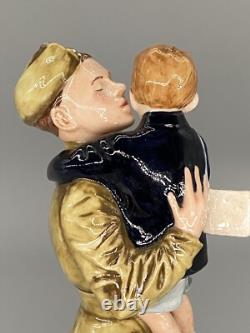 Royal Doulton Classics Farewell Daddy Limited Edition Soldier Figure HN 4363