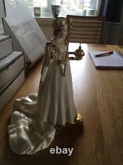 Royal Doulton Classics Her Majesty Queen Elizabeth 2nd Figurine Ltd Edition