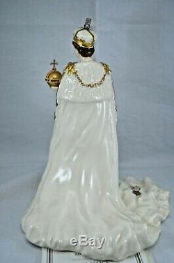 Royal Doulton Classics Ltd. Ed. Figurine Queen Elizabeth II Hn 4372