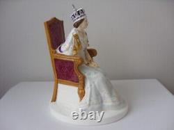 Royal Doulton Diamond Jubilee Queen Elizabeth II Limited Edition HN5582 Boxed