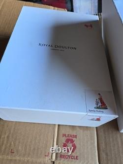 Royal Doulton FAMILY OUTING Limited Edition Figurine In Box HN5789