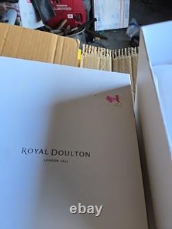 Royal Doulton FAMILY OUTING Limited Edition Figurine In Box HN5789