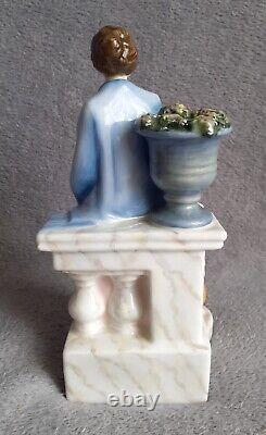 Royal Doulton Figurine'Elizabeth Queen Mother' HN3230 Limited Edition