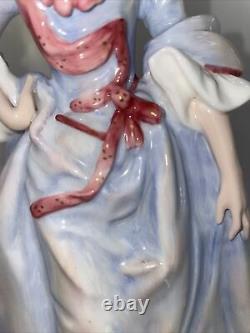 Royal Doulton Figurine Mrs Hugh Bonfoy HN 3319 Limited Edition 1128 Year 1991 UK