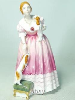 Royal Doulton Figurine QUEEN VICTORIA Limited Edition Queens of Realm HN 3125