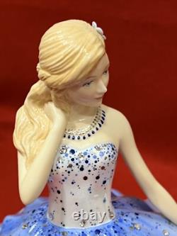 Royal Doulton Figurine Stunning Crystal Ball / Debutante Ball HN5832 RARE Figure