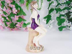 Royal Doulton Figurine Taking The Waters HN4402 Limited Edition Lady Figure