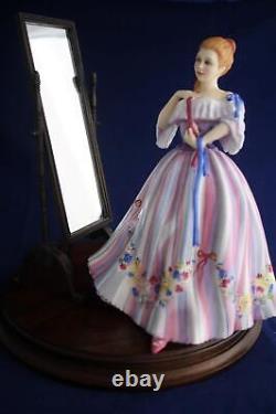 Royal Doulton Gentle Arts Adornment Hn3015 Ltd Ed Figurine