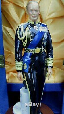 Royal Doulton HRH PRINCE PHILIP Duke of Edinburgh ltd ed figure HN2386