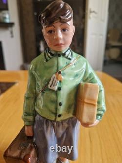 Royal Doulton Limited Edition Figurine the BOY EVACUEE HN3202 no 5737