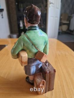 Royal Doulton Limited Edition Figurine the BOY EVACUEE HN3202 no 5737