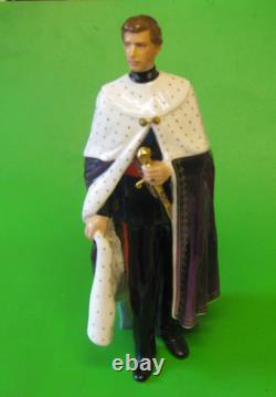 Royal Doulton Limited Edition HRH PRINCE OF WALES Figure HN2883-No. 332 of 1,500