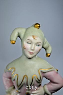 Royal Doulton Ltd Edition Figurine Lady Jester Hn 3924 With Certificate