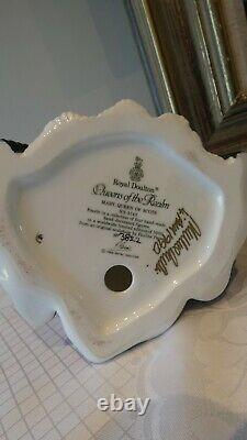 Royal Doulton Mary Queen of Scots Queens of the Realm Ltd Edt. SPECIAL