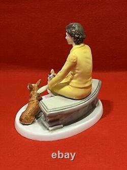 Royal Doulton Queen Elizabeth II At Home HN5807 Figure Limited Edition Rare