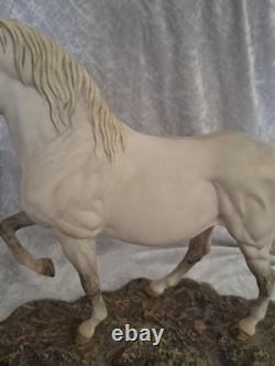 Royal Doulton The Lipizzaner DA243 limited edition horse figure
