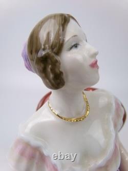 Royal Doulton The Young Queen Victoria HN4475 Figurine. Classics Limited Edition
