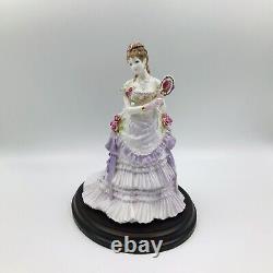 Royal Worcester Figurine A Royal Presentation CW 258 Limited Edition With COA