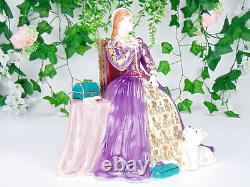 Royal Worcester Figurine Mary Queen of Scots Limited Edition Certificate + Base