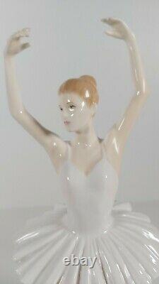 Royal Worcester Limited Edition Figurine Graceful Moment, Appr. 29cm Tall