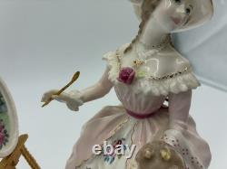 Royal Worcester Painting The Graceful Arts Limited Edition 2169/2500 Figurine VG