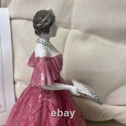 Royal Worcester Queen Elizabeth, The Queen Mother limited edition figurine