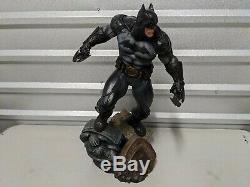 Sideshow Batman Premium Format Figure Exclusive Limited Edition #189/1500