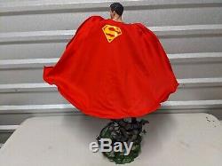 Sideshow Superman Premium Format Figure Exclusive Limited Edition #380/1500