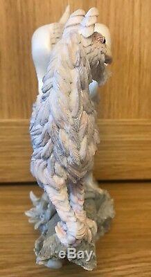 Super Rare Fables Griffin PRIDE Holland Studio/ Royal Doulton Ltd Ed Figurine