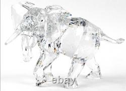 Swarovski Crystal Elephant Limited Edition 2006 Figurine Box Cert Display Case