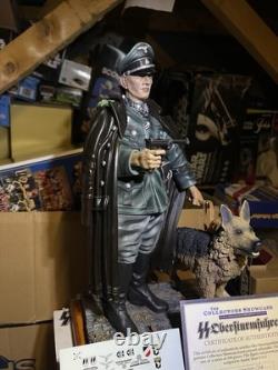 The Collectors Showcase Obersturmbannführer 1/9 Military Figurine with Dog 2008