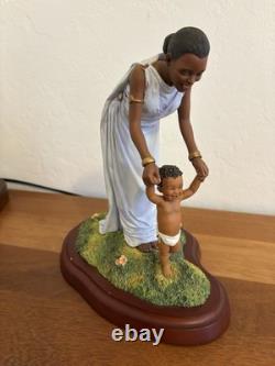 Thomas Blackshear's Ebony Visions First Step 1998 Limited Edition Figurine #478