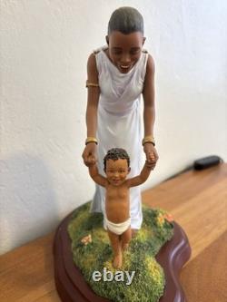 Thomas Blackshear's Ebony Visions First Step 1998 Limited Edition Figurine #478
