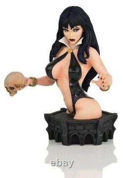 VAMPIRELLA ARTHUR ADAMS BUST BLACK COSTUME VARIANT Women Of Dynamite LTD 299