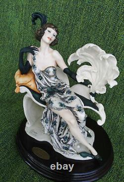 Very Rare Giuseppe Armani Figurine Elegance 1180E Limited Edition 89/250