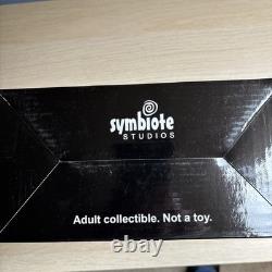 Very Rare Ryo Hazuki from Shenmue Limited Edition Figurine on Forklift