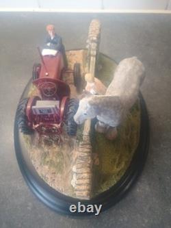 Vintage Country Artists'Summer Days' Figurine David Brown VAK1 Limited Edition