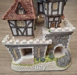 Vintage David Winter Cottages'Castle In The Air' 1991 Figurine Limited Edition