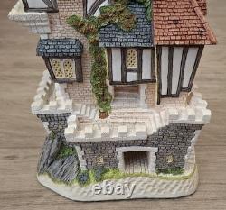 Vintage David Winter Cottages'Castle In The Air' 1991 Figurine Limited Edition