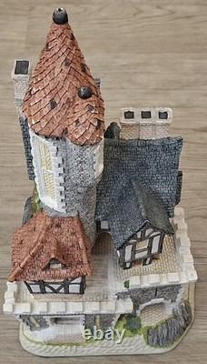 Vintage David Winter Cottages'Castle In The Air' 1991 Figurine Limited Edition