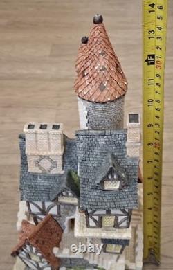 Vintage David Winter Cottages'Castle In The Air' 1991 Figurine Limited Edition