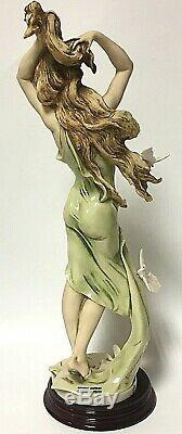 Vintage Giuseppe Armani Limited Edition AURORA 16 Statuette Florence 884C