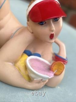 Vintage Italian Plus Size Model Limited Edition 23cm Figurine With Damage