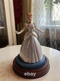 WDCC Off To The Ball Cinderella Disney Figurine Limited Edition
