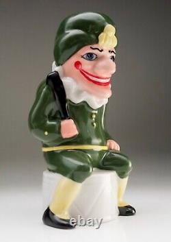 Wade Porcelain Figurine Punch Limited Edition Very Rare Green Tunic 200 Edition