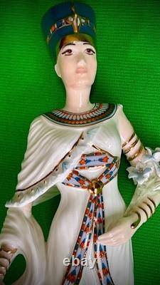 Wedgwood Egyptian NEFERTITI Figurine no. 1760 Limited Edition